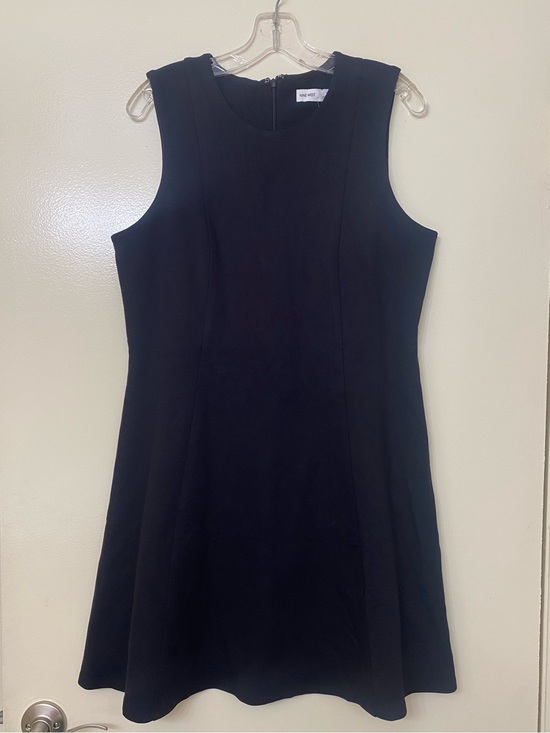 Nine West Dresses & Skirts - Nine West Sleeveless Black Fit-and-Flare Dress